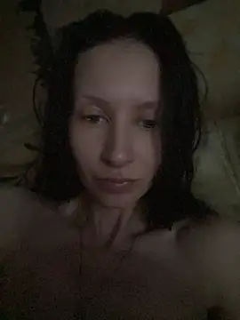 Starry Siren online show from April 25, 1:52 pm
