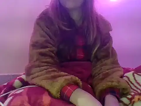 your Shanvi online show from December 25, 5:26 pm