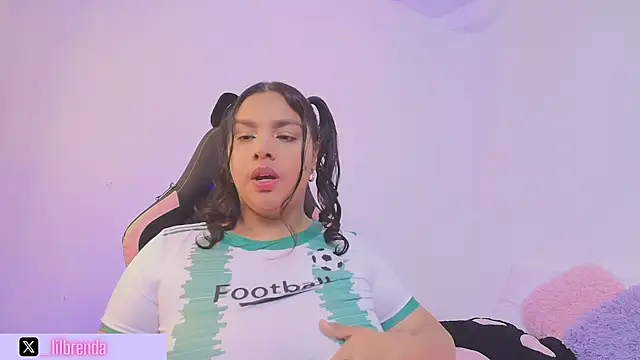 Brenda  gomez online show from October 22, 2:28 pm