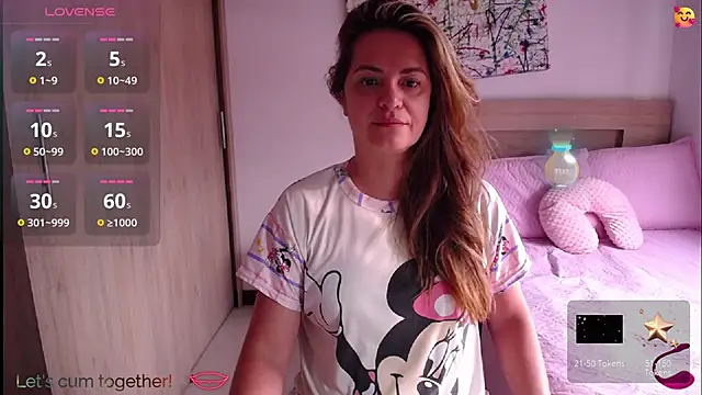 ParisW online show from September 17, 12:40 pm