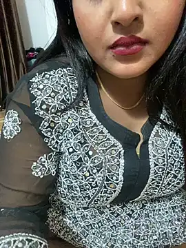 Ayesha mahi online show from March 22, 8:48 pm