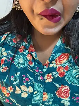 Ayesha mahi online show from October 12, 9:41 am