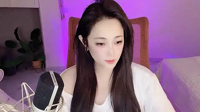 Daisy-77 online show from December 2, 3:40 pm