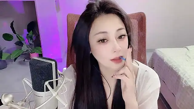 Daisy-77 online show from December 18, 9:10 pm