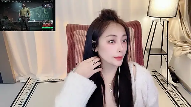 Snapshot of Daisy-77 chatting on May 23, 11:58 am Daisy-77 online show from May 23, 11:58 am