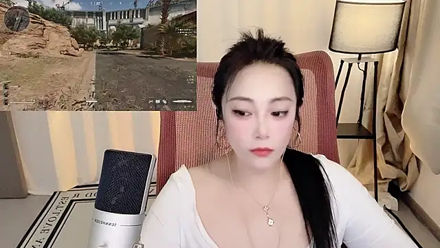 Snapshot of Daisy-77 chatting on June 1, 1:24 pm Daisy-77 online show from June 1, 1:24 pm