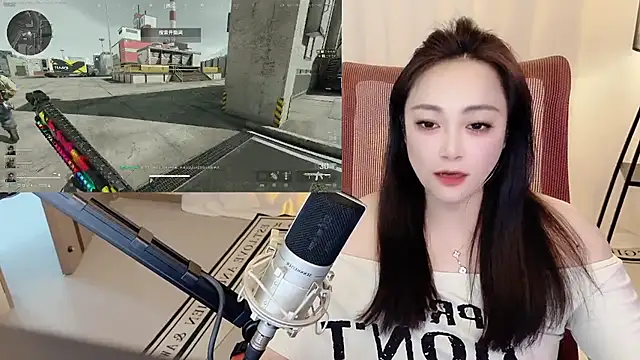 Snapshot of Daisy-77 chatting on July 8, 1:37 pm Daisy-77 online show from July 8, 1:37 pm