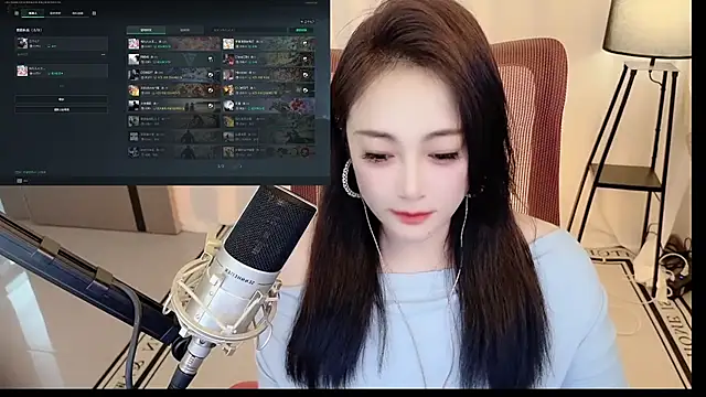 Snapshot of Daisy-77 chatting on July 22, 2:09 pm Daisy-77 online show from July 22, 2:09 pm