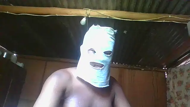 Snapshot of African_Masked_Couple chatting on February 28, 10:52 am African Masked Couple online show from February 28, 10:52 am