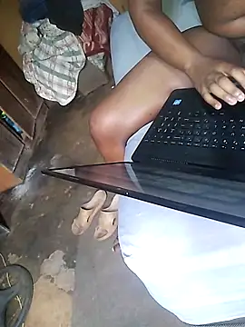 Snapshot of African_Masked_Couple chatting on March 7, 6:13 am African Masked Couple online show from March 7, 6:13 am