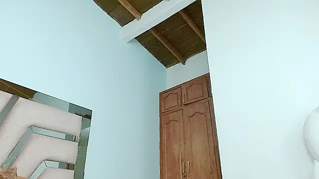 Snapshot of cintia_hills chatting on February 8, 10:50 am cintia hills online show from February 8, 10:50 am