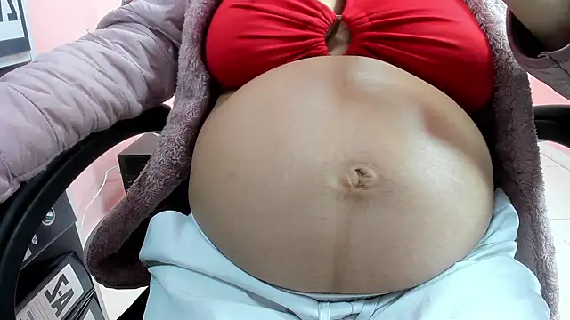 AlanaPetterson online show from February 7, 2:37 pm