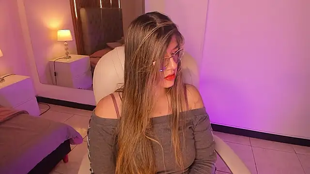 SEXMILLA  online show from March 4, 9:21 pm