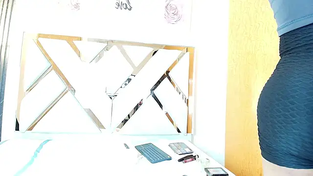 Alison Chan  online show from August 2, 9:35 pm
