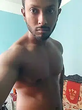 Snapshot of HunkyAriyan chatting on January 19, 10:28 am HunkyAriyan online show from January 19, 10:28 am