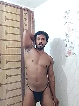 Snapshot of HunkyAriyan chatting on February 18, 8:49 am HunkyAriyan online show from February 18, 8:49 am