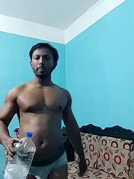 Snapshot of HunkyAriyan chatting on March 8, 4:17 pm HunkyAriyan online show from March 8, 4:17 pm