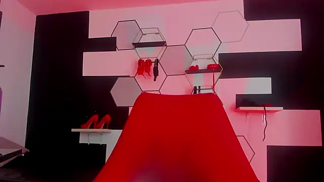 alondrabigtits online show from January 22, 12:27 pm