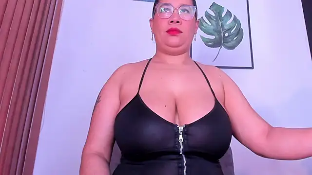 alondrabigtits online show from April 29, 11:36 am