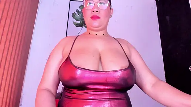 Snapshot of alondrabigtits chatting on July 28, 3:21 pm alondrabigtits online show from July 28, 3:21 pm