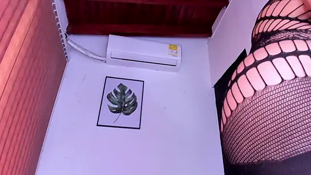 Snapshot of alondrabigtits chatting on July 31, 12:04 pm alondrabigtits online show from July 31, 12:04 pm
