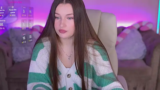 OneLaya online show from January 13, 2:00 pm