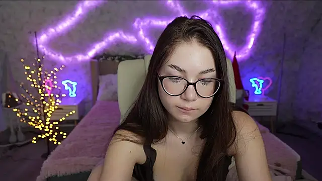 Snapshot of Sunny_Sweety chatting on February 2, 5:53 am Sunny Sweety online show from February 2, 5:53 am