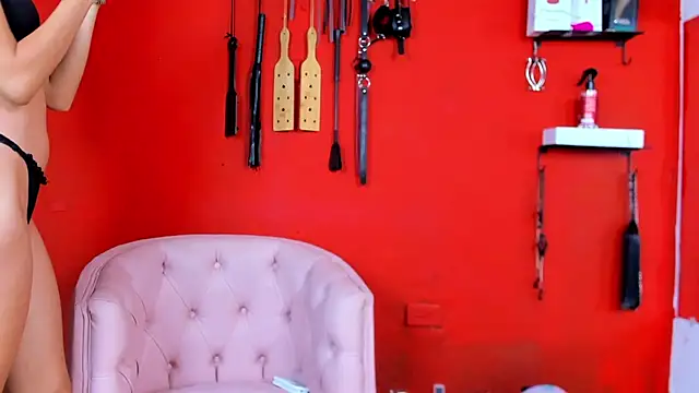 Snapshot of MIA_SOPHIA1 chatting on December 10, 7:37 am MIA SOPHIA1 online show from December 10, 7:37 am