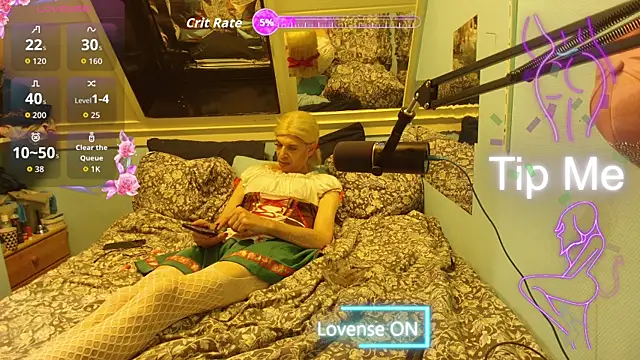Snapshot of Doggyray44 chatting on May 21, 2:40 am Doggyray44 online show from May 21, 2:40 am