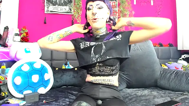Purple Coffin666 online show from June 14, 11:56 am