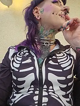 Snapshot of Purple_Coffin666 chatting on July 20, 2:30 pm Purple Coffin666 online show from July 20, 2:30 pm