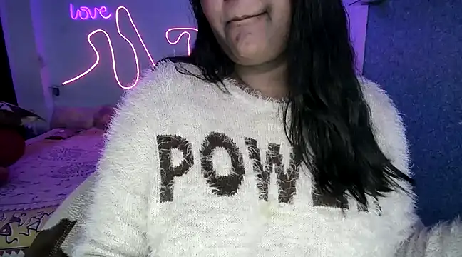 Snapshot of expression_queen chatting on January 25, 10:18 pm expression queen online show from January 25, 10:18 pm