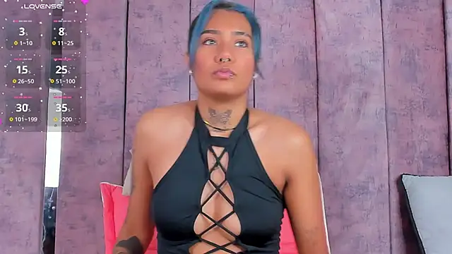 AshlieRoberts online show from February 20, 11:31 am