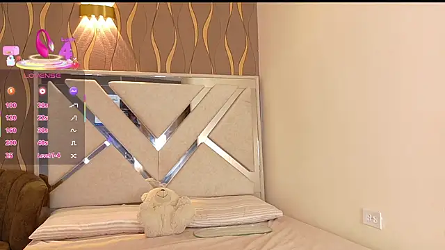 Snapshot of vanessa_guzman2 chatting on September 14, 1:21 pm vanessa guzman2 online show from September 14, 1:21 pm