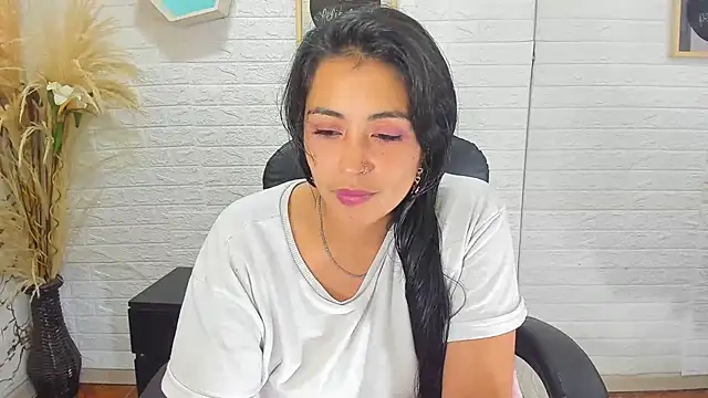 Snapshot of Aisha_09 chatting on February 26, 6:00 pm Aisha 09 online show from February 26, 6:00 pm