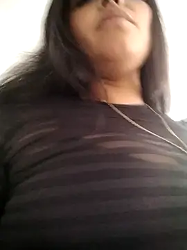 Snapshot of Aisha_09 chatting on April 14, 3:51 pm Aisha 09 online show from April 14, 3:51 pm