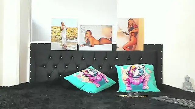 Snapshot of doll_celeste20 chatting on February 15, 9:37 pm doll celeste20 online show from February 15, 9:37 pm