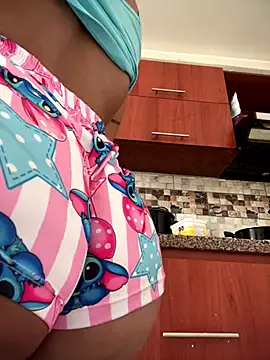 Snapshot of doll_celeste20 chatting on September 24, 3:37 pm doll celeste20 online show from September 24, 3:37 pm