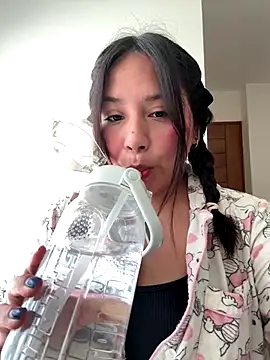 kittyfresita online show from December 18, 3:29 pm