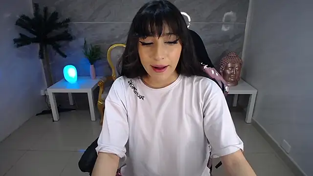 Snapshot of Gaby_ch chatting on December 4, 3:37 am Gaby ch online show from December 4, 3:37 am