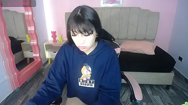 Snapshot of Gaby_ch chatting on December 16, 7:15 am Gaby ch online show from December 16, 7:15 am