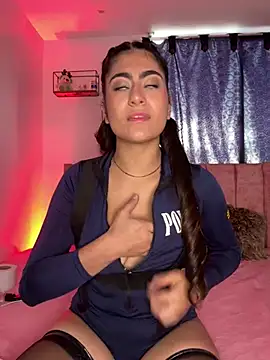 miakhalifaaa  online show from February 16, 10:21 pm