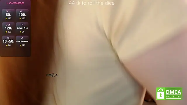 Snapshot of lulu_moonmoon chatting on May 17, 6:26 pm lulu moonmoon online show from May 17, 6:26 pm