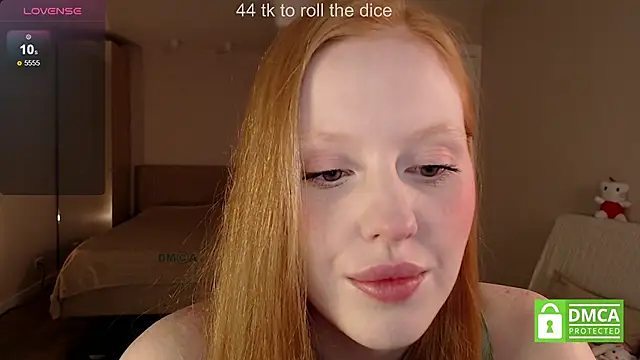 Snapshot of lulu_moonmoon chatting on June 3, 6:24 pm lulu moonmoon online show from June 3, 6:24 pm