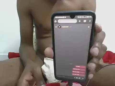 Snapshot of hot_dark_chocolate08 chatting on January 21, 11:02 pm hot dark chocolate08 online show from January 21, 11:02 pm