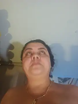 zandra milf  online show from July 31, 11:42 am
