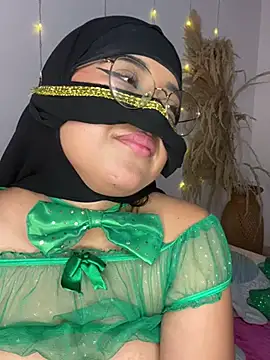 Maisa issa online show from March 17, 6:53 pm