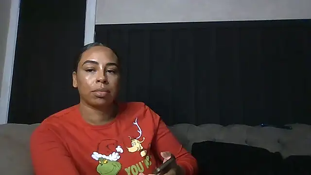 Snapshot of bigbootyjayda chatting on December 21, 11:34 pm bigbootyjayda online show from December 21, 11:34 pm