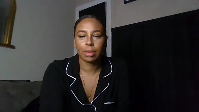Snapshot of bigbootyjayda chatting on December 27, 12:07 am bigbootyjayda online show from December 27, 12:07 am