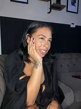 Snapshot of bigbootyjayda chatting on February 16, 1:58 am bigbootyjayda online show from February 16, 1:58 am